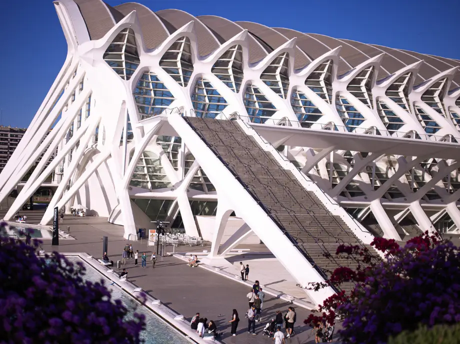 Arquitectura futurista de la Ciudad de las Artes y las Ciencias