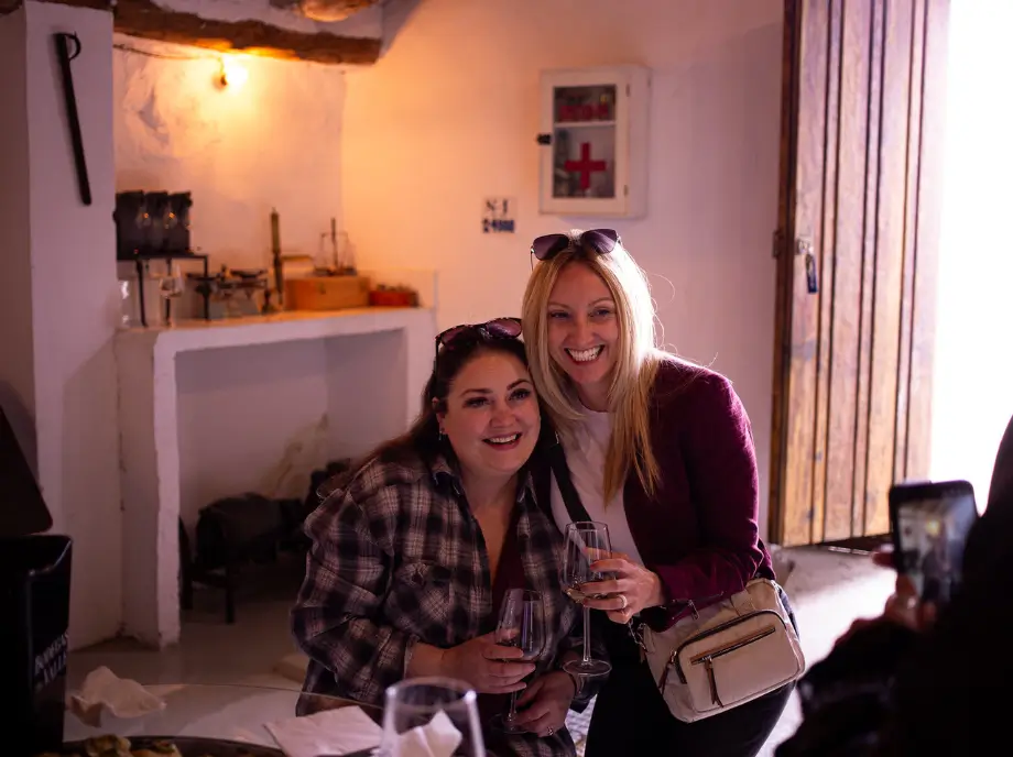 Degustación de vino en bodega de Utiel-Requena