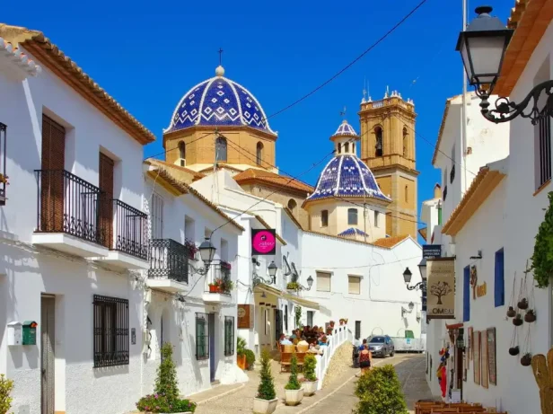Altea Alicante: ulice pełne uroku i śródziemnomorskiej esencji
