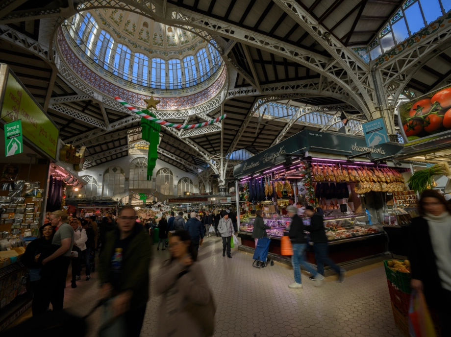 Interior del Mercado Central de Valencia