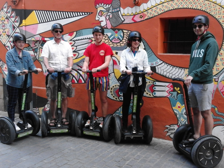 Participantes ruta en Segway